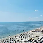 Ccd Seaview Aparthotel Navodari