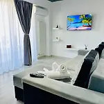 Ccd Seaview Aparthotel 4*