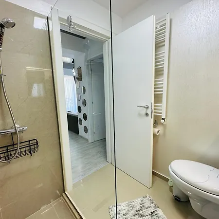 Aparthotel Ccd Seaview 4*